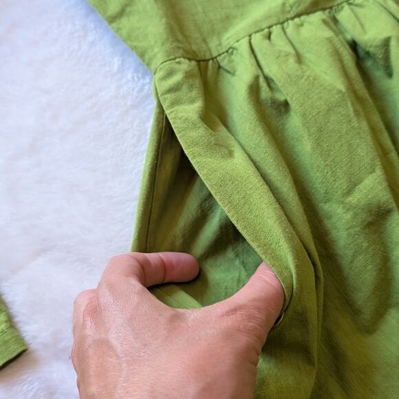 Nasty Gal Green Ruched Bust Open Tie Back Long Sleeve Fitted Midi Dress, size 6 - Picture 7 of 14